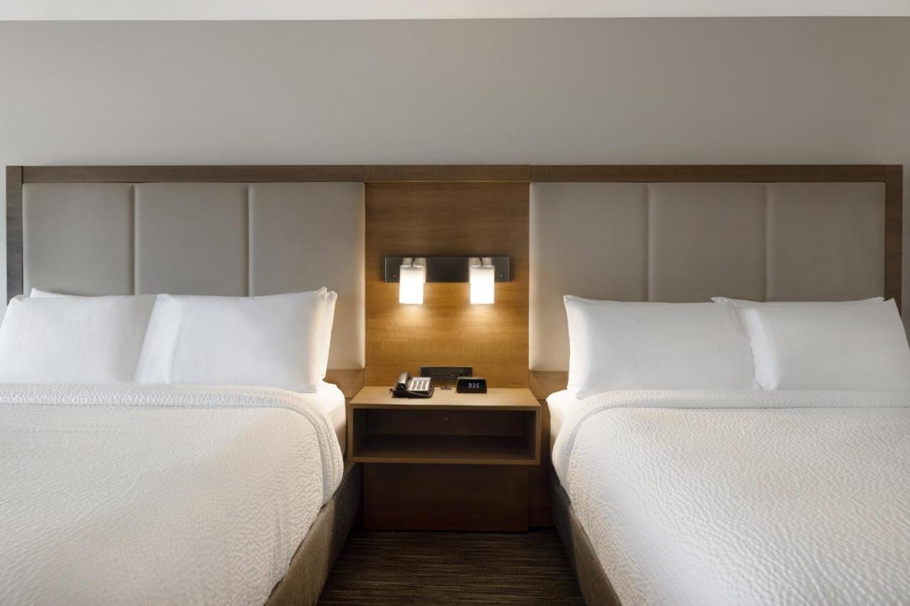 Holiday Inn Express & Suites - Grand Rapids South - Wyoming By Ihg Экстерьер фото